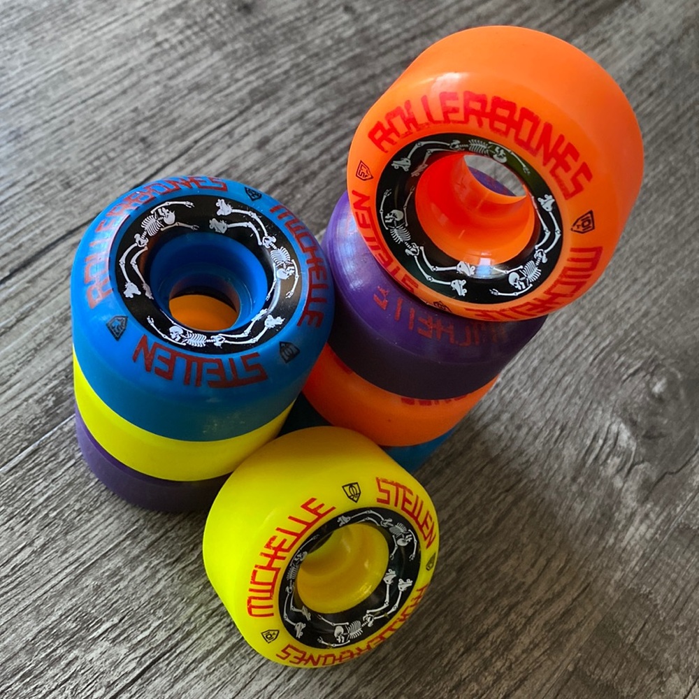 LOT OF 8 LIKE NEW Moxi | Estro Jen Bowl Bombers Roller Skate Wheels 57mm 101A